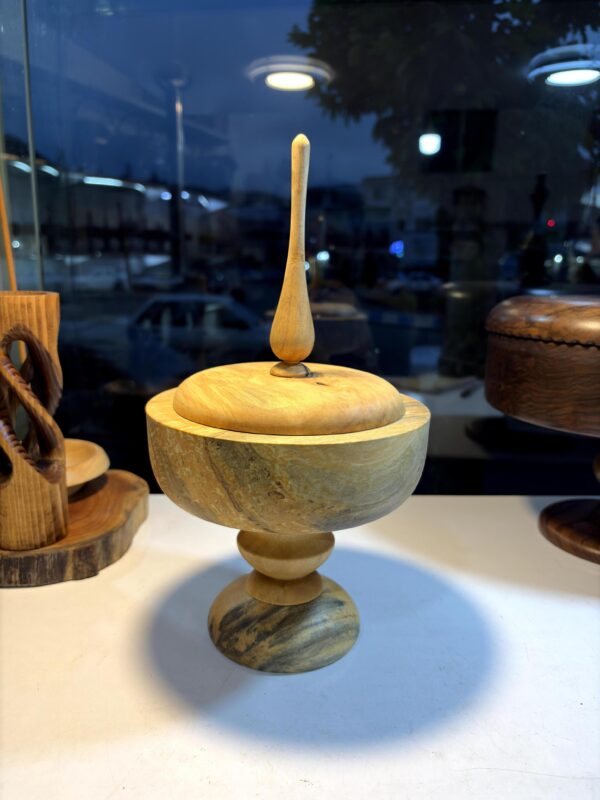 شکلات خوری پایه دار چوبی