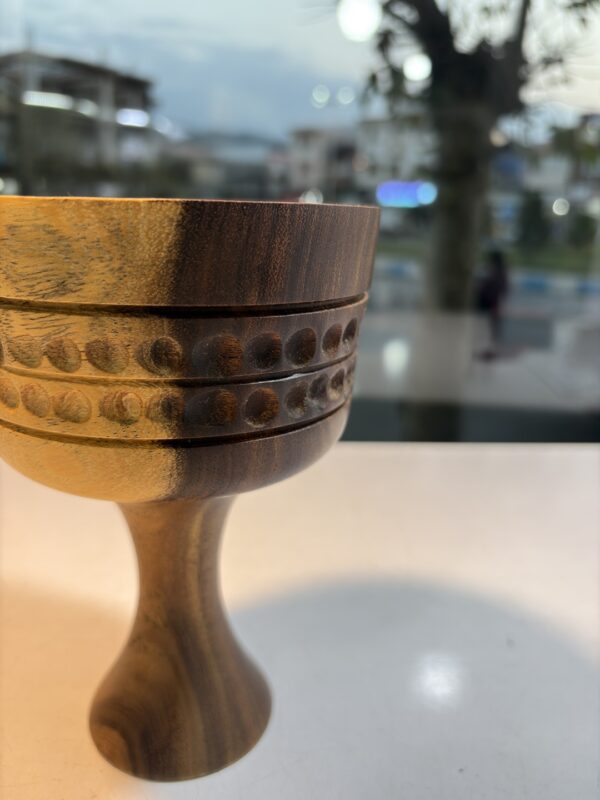 شکلات خوری چوبی