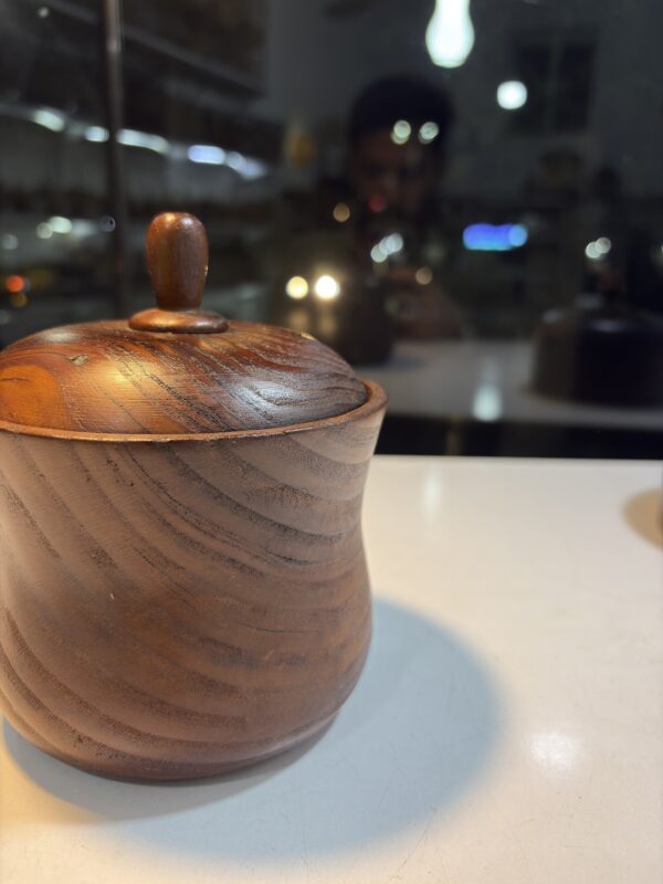 شکلات خوری چوبی