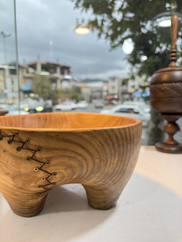 ظرف پایه دار چوبی